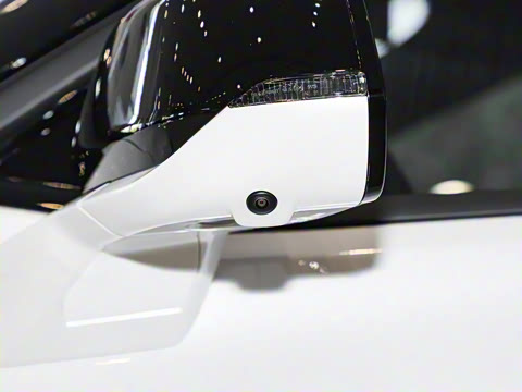 2025 2.0T EcoBoost E 춯 ˶ ST-Line