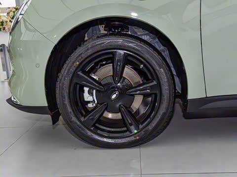 2024�� 401km ������ 126kW