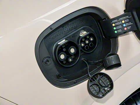 2025�� 605���˰�