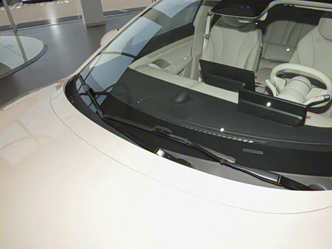 2025�� 705km Pro