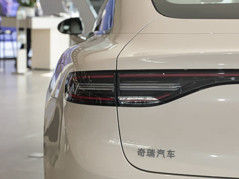 2025�� 705km Pro