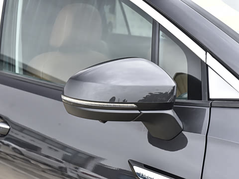 2026�� 450TSI �������� 6��