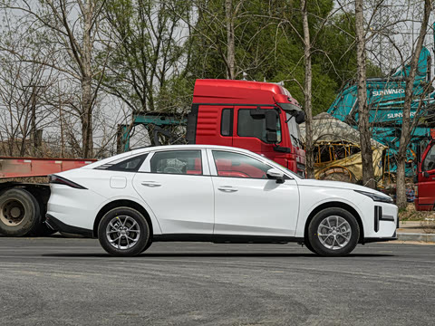 2025�� EM-i 60km ������