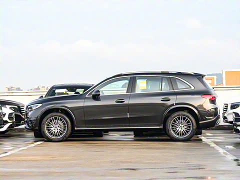 2025�� �Ŀ� GLC 300 L 4MATIC ������ 5��