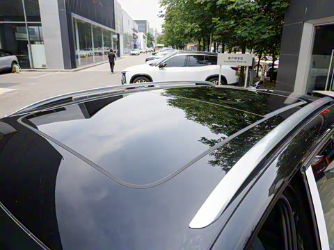 2024�� PRO 330TSI ����R-Line�����