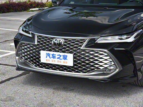 2024�� ˫�� 2.5L XLE����