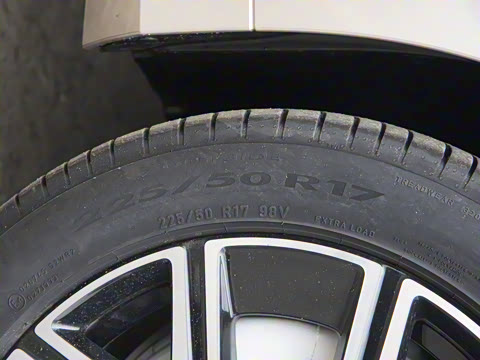 2025�� B4 ���ݺ�����