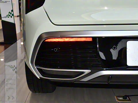 2025�� 117km ��ΪPLUS��