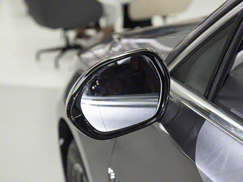 2025�� 2.0T �Զ��쳩��