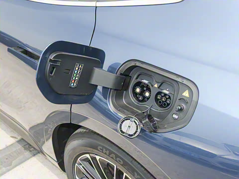 2025�� 130km EM-i ����