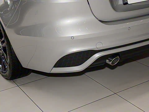 2025�� 2.0T 250PS R-DYNAMIC 90�����ذ�