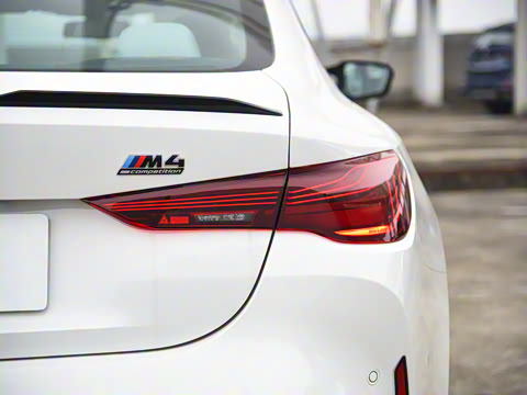 2024�� M4˫�Ž��ܳ� M xDrive ������