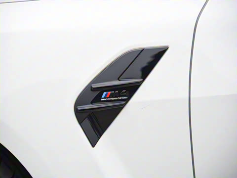 2024�� M4˫�Ž��ܳ� M xDrive ������