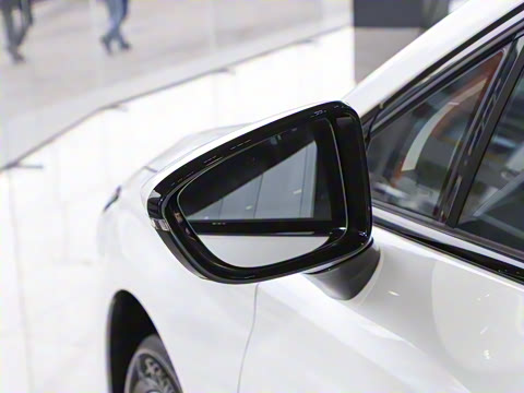 2025�� 70 ����� 53.7kWh