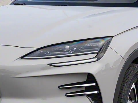 2025�� EV 520km �����