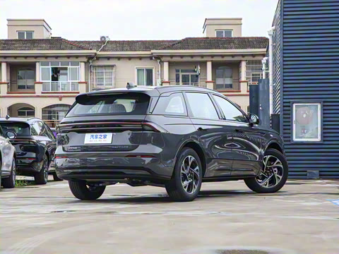 2025�� 2.0T ������춯��