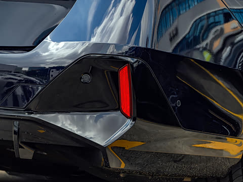 2024�� xDrive M60