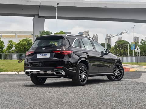 2025�� �Ŀ� GLC 300 L 4MATIC ������ 5��