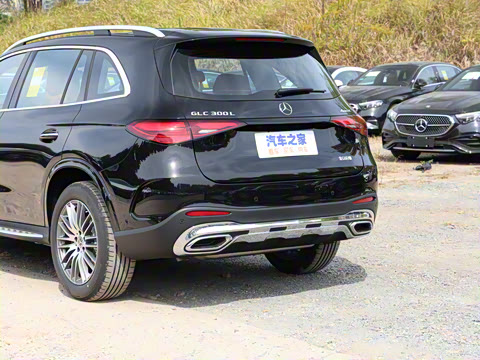 2025�� GLC 300 L 4MATIC ������ 5��