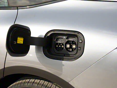 2024�� 560PRO 185kW