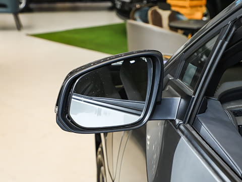 2025�� 615 Pro��