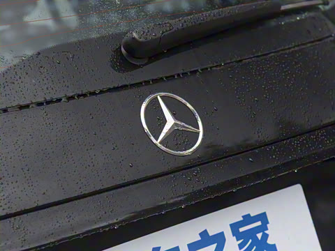 2025�� GLC 260 L 4MATIC ������