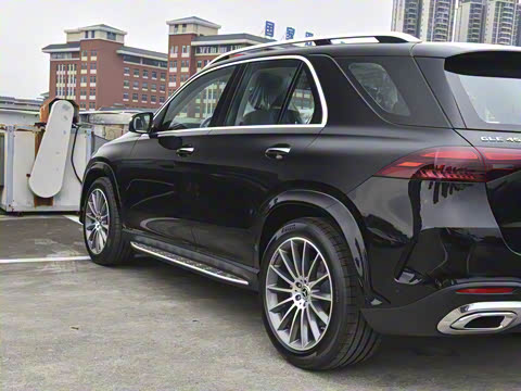 2025�� �Ŀ� GLE 450 4MATIC ������