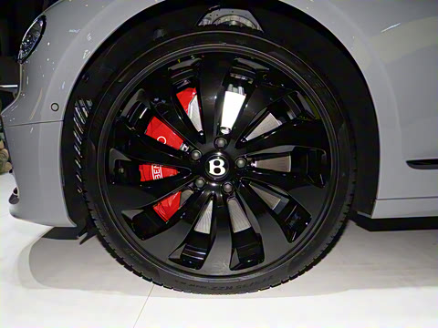 2024�� V8 Edition 8