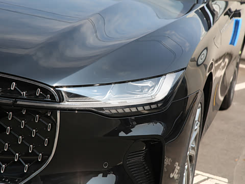 2025�� 2.0T ���ݰ�