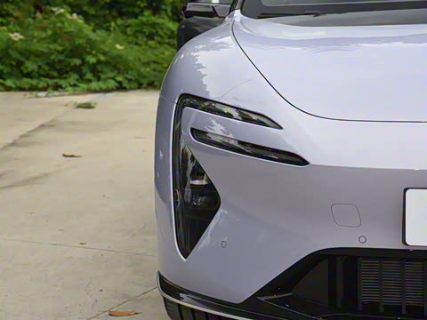 2025�� Ultra�����