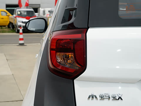 2025�� 251km ϲ���� 25.05kWh