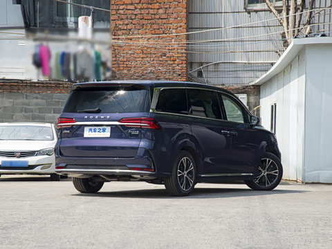 2023�� 400TGI ������