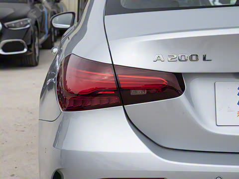 2025�� A 200 L ʱ����