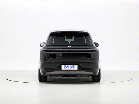 2025�� Ultra ���ܻ��°�