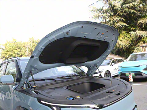 2025�� 630 Wave AWD