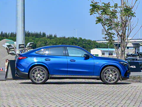 2024�� AMG GLC 43 4MATIC ����SUV