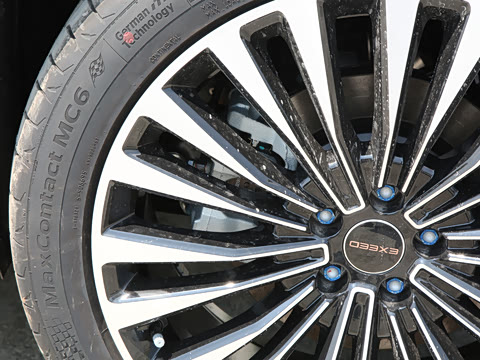 2025�� 400T ���������