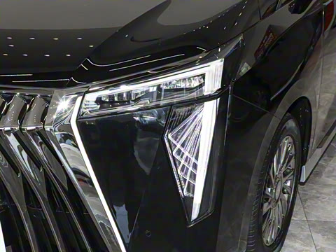 2023�� ��ʦϵ�� 400T �콢��