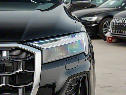 2025�� 45 TFSI quattro S line�˶���