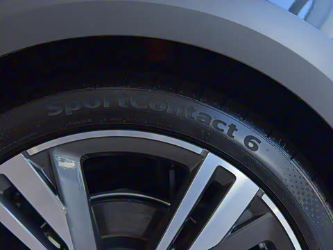 2025�� allroad quattro ̽���� 55 TFSI ����ԽҰ��