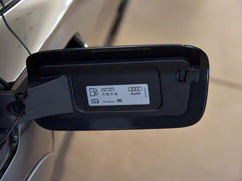 2025�� allroad quattro ̽���� 55 TFSI ����ԽҰ��