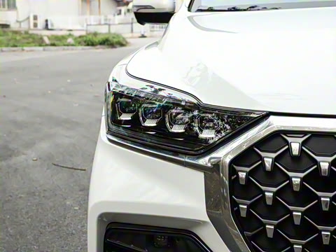 2025�� 2.2T  �����콢�� 5�� ����