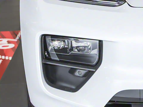 2024�� Macan ��������