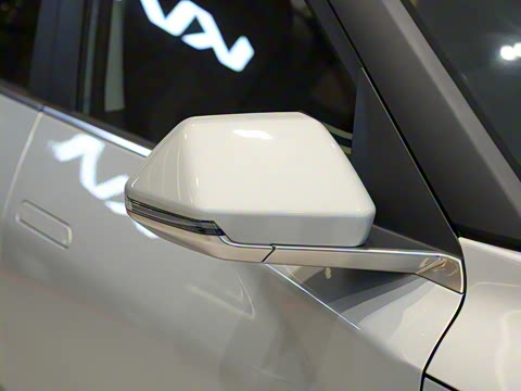 2025�� 530 Light