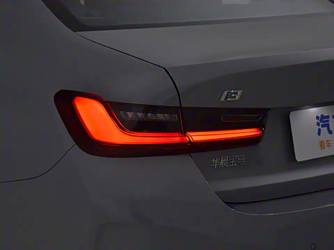 2025�� eDrive 40 L ��ҹ�˶���װ