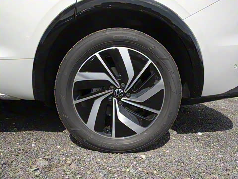 2024�� 380TSI ��۰�