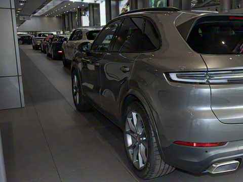 2025�� Cayenne 3.0T ���۰�