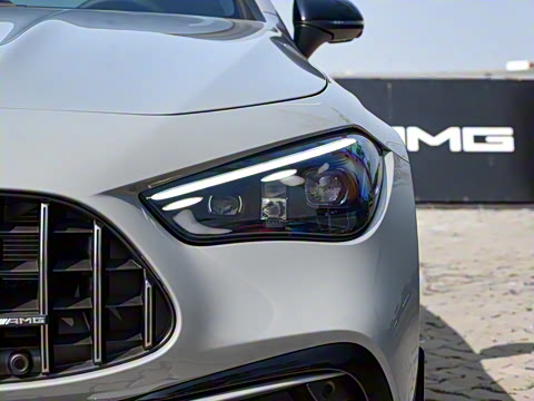 2024�� AMG CLE 53 4MATIC+ ���ܳ�