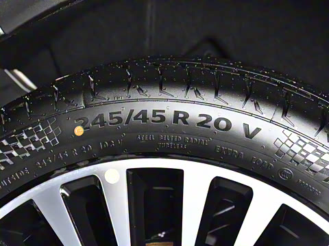 2025�� 400T ���������