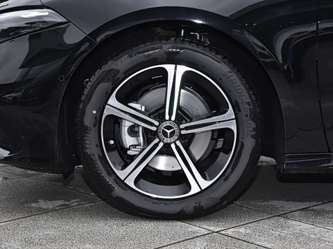 2025�� A 200 L ʱ����